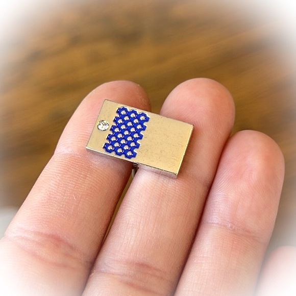 💕Mens Cufflinks Silver Tone with Blue Grid Pattern & Small CZ Stone💕 - Picture 7 of 8